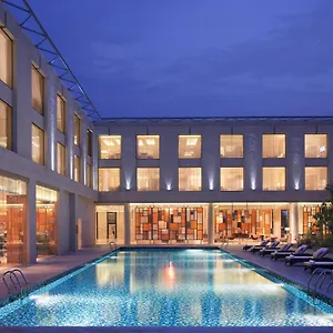 ***** Hotel Courtyard By Marriott Kochi Airport Indien